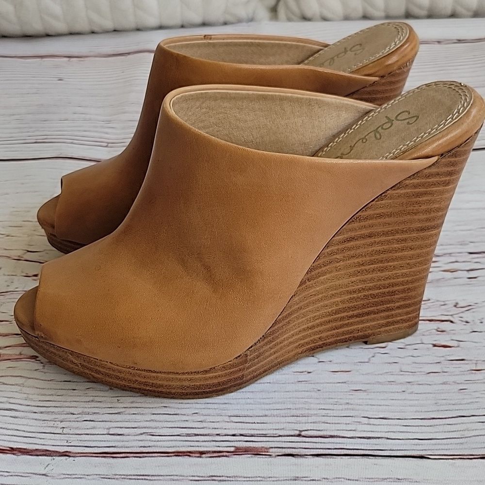 Splendid Tan Leather Slip On Wedges Size 7